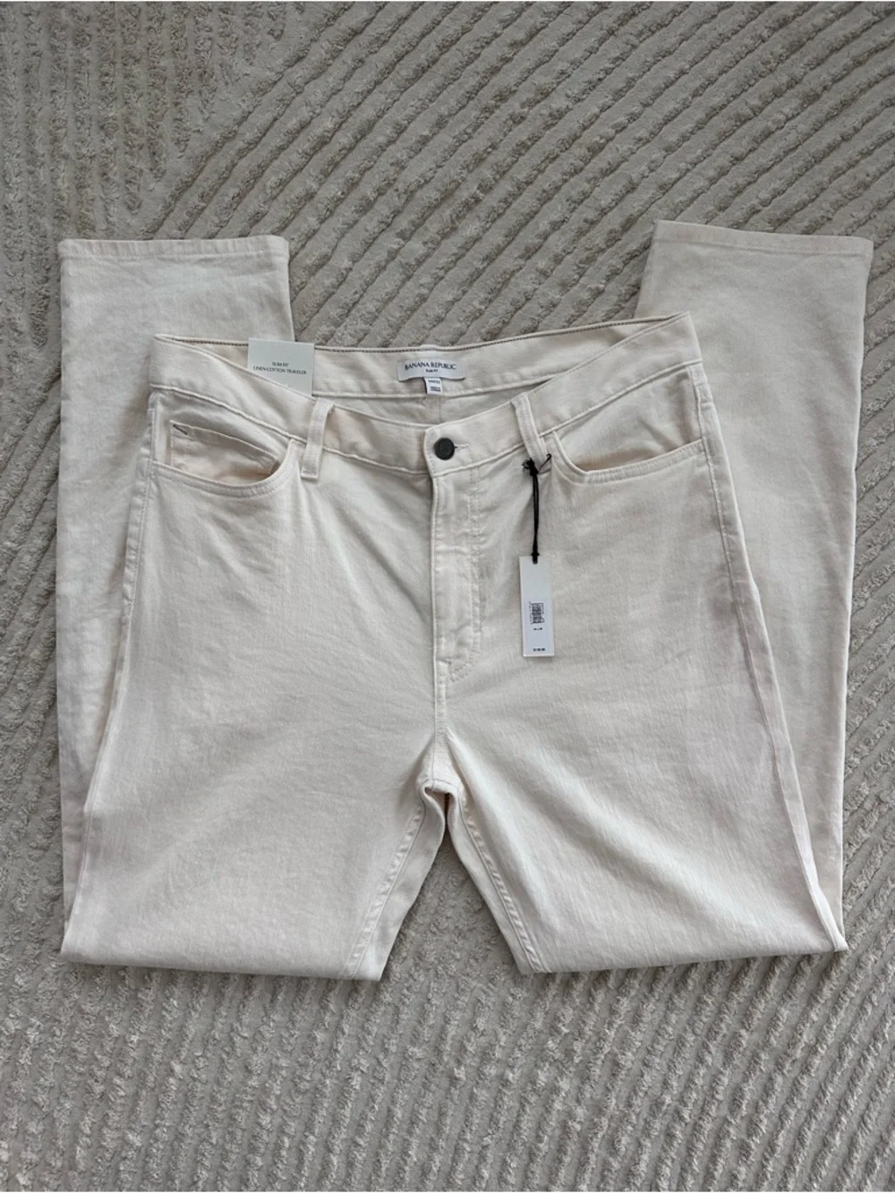 NWT Banana Republic Slim Fit Linen-Cotton Traveler Pant in Off-White - 34W x 32L